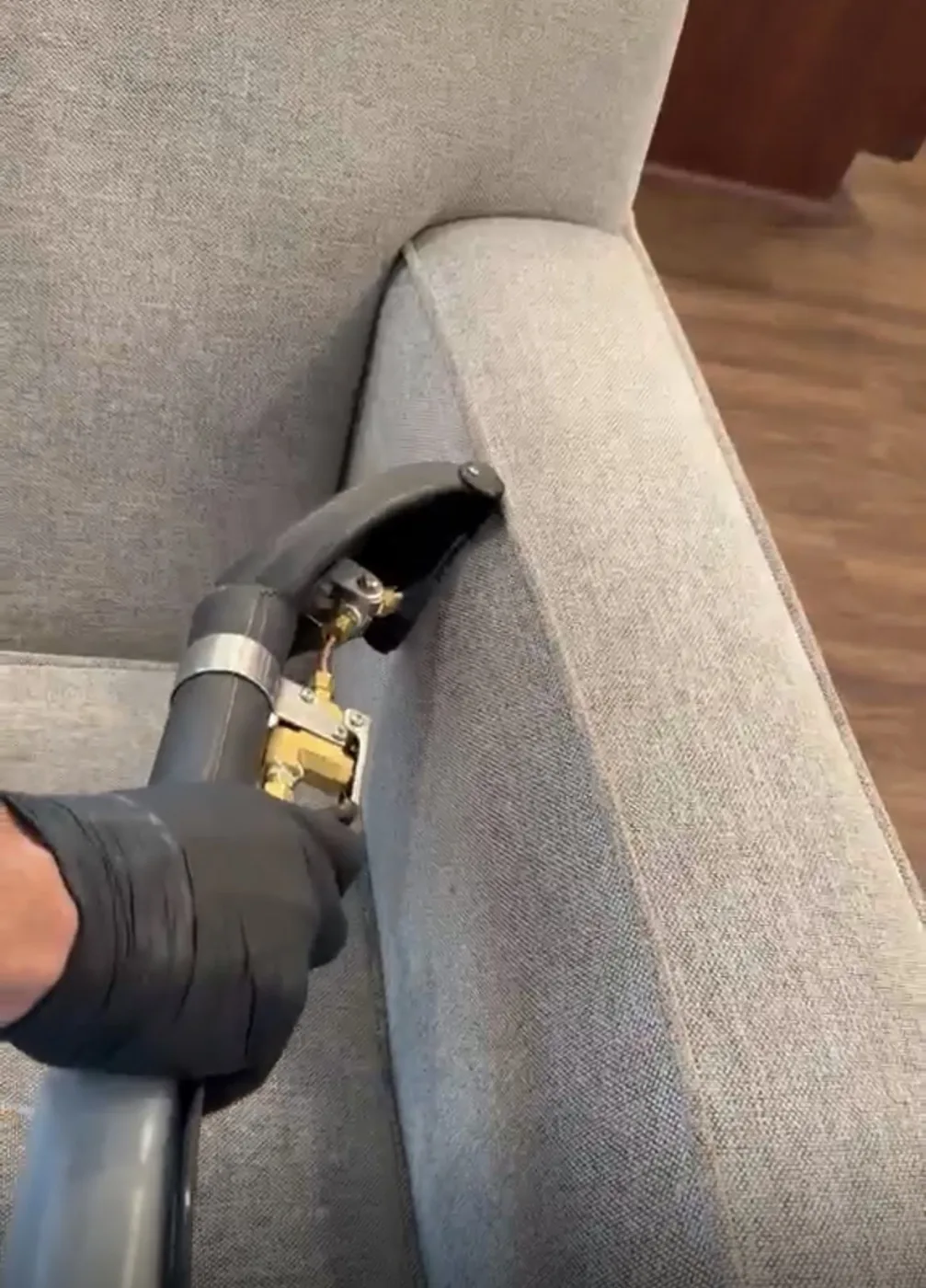EasyClean upholstery extraction